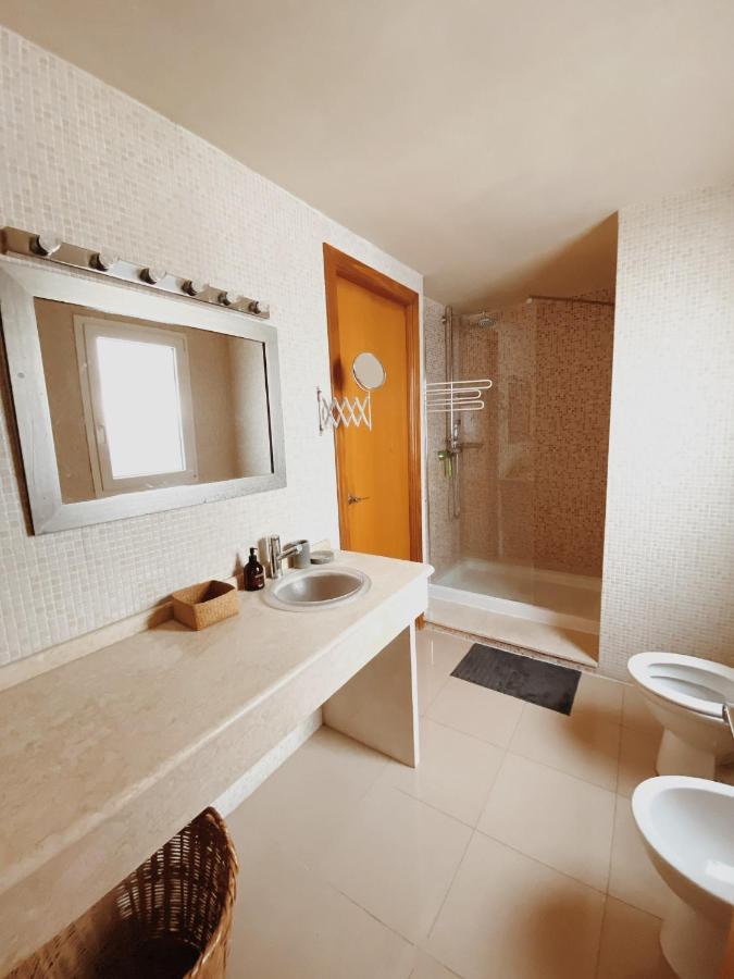 Cool Loft In The Old Town With Rooftop Terrace And Fireplace Tarifa Esterno foto