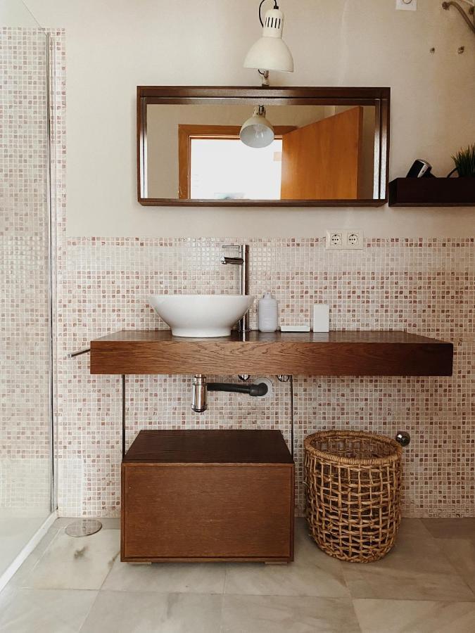 Cool Loft In The Old Town With Rooftop Terrace And Fireplace Tarifa Esterno foto