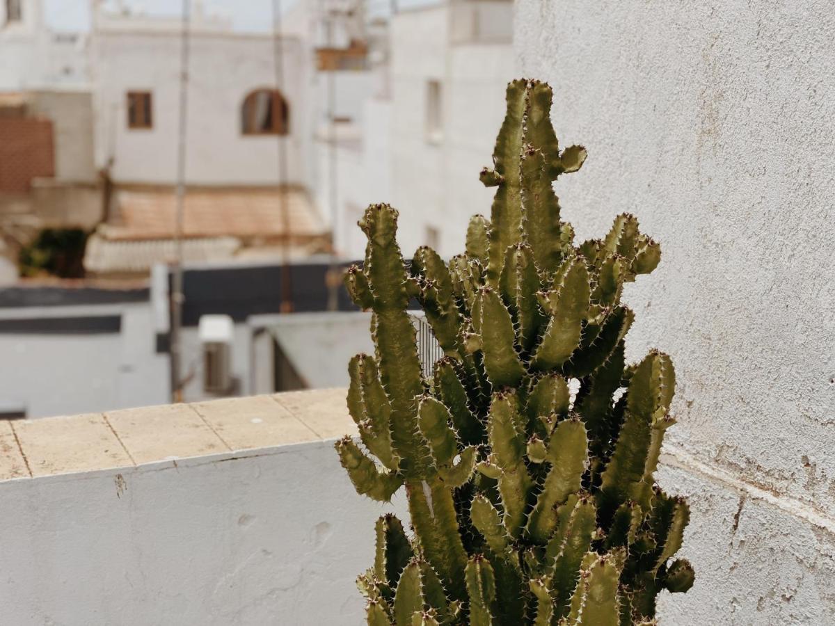 Cool Loft In The Old Town With Rooftop Terrace And Fireplace Tarifa Esterno foto